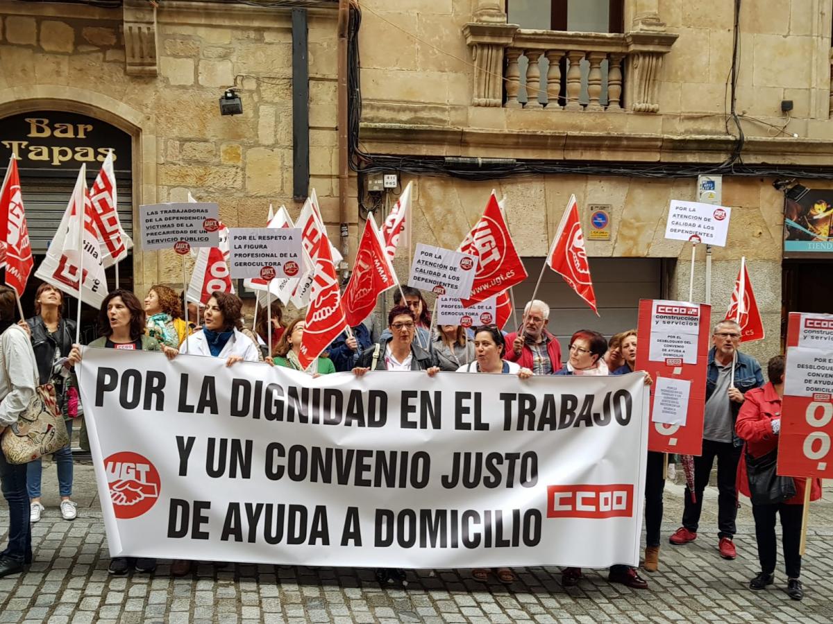 Protesta Ayuda a domicilio en Salamanca.