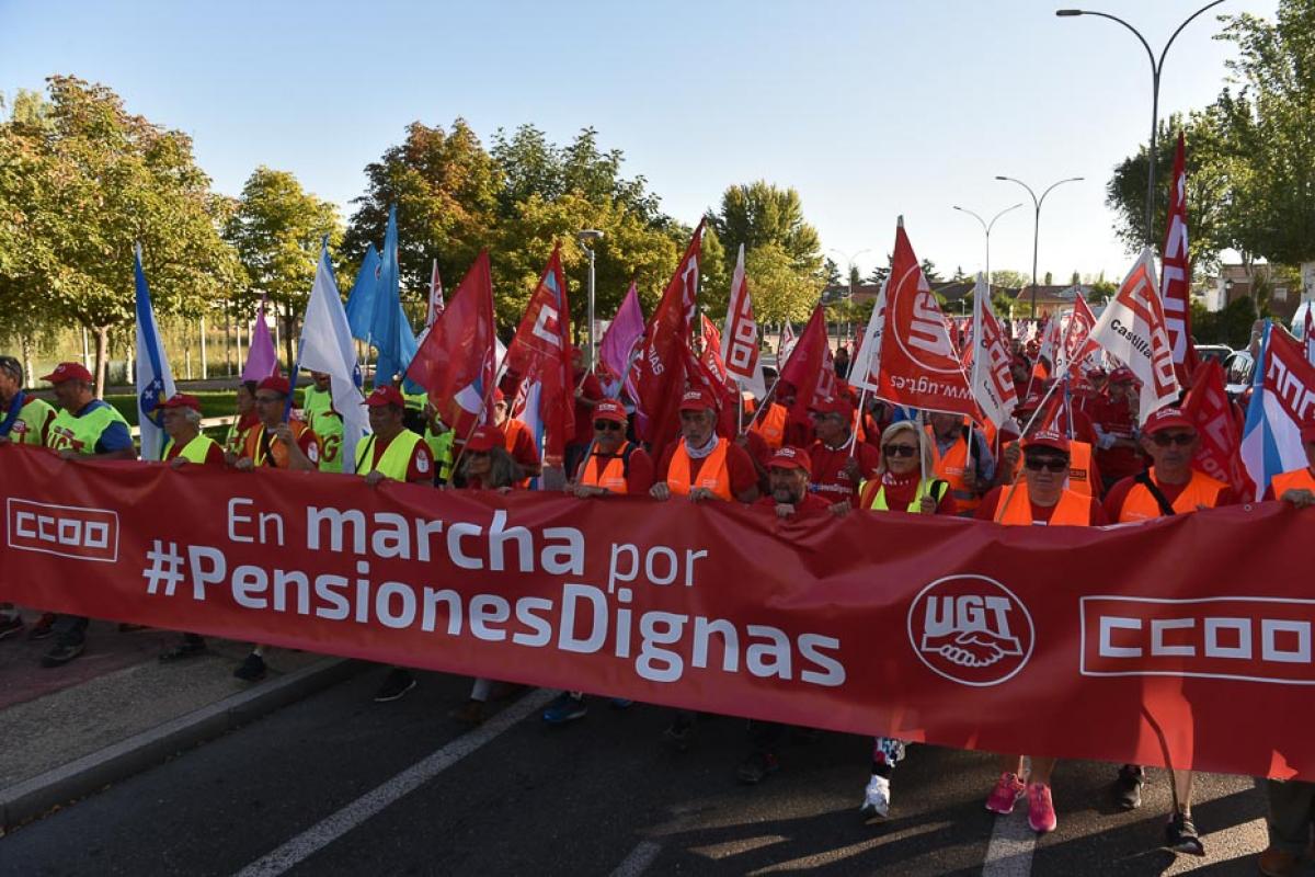 Salida de la marcha por las pensiones dignas desde Laguna de Duero