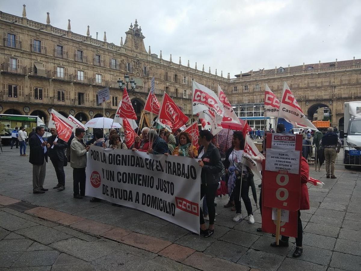 Protesta Ayuda a domicilio en Salamanca.