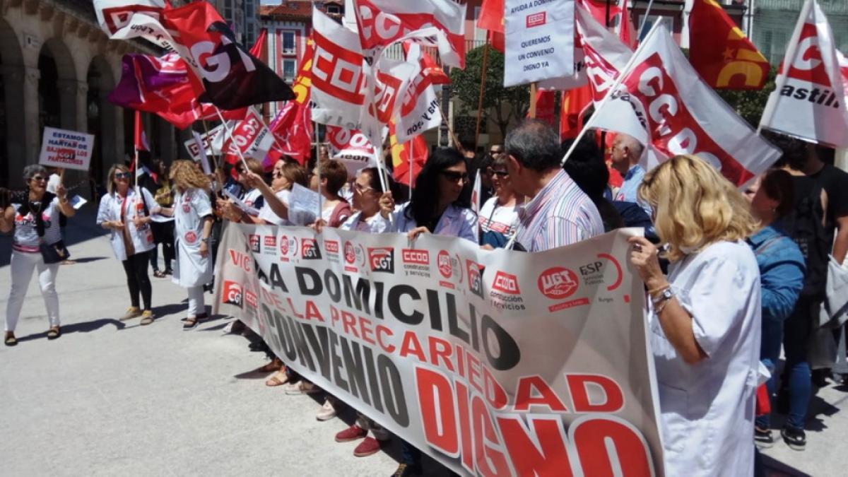 Protesta Ayuda a domicilio en Burgos.